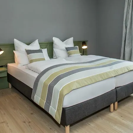 Upstalsboom Трассенхайде